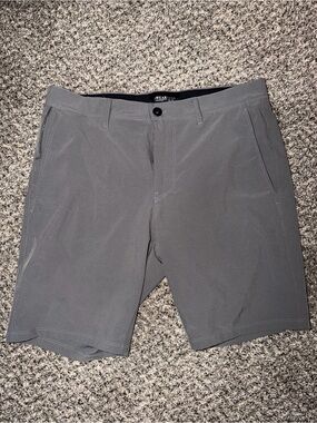 Awareness by Kenneth Cole Men’s Slim Fit Shorts Size 32 Gray